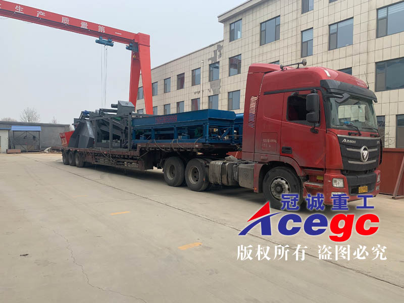 尾礦重選富集選礦機發(fā)往新疆