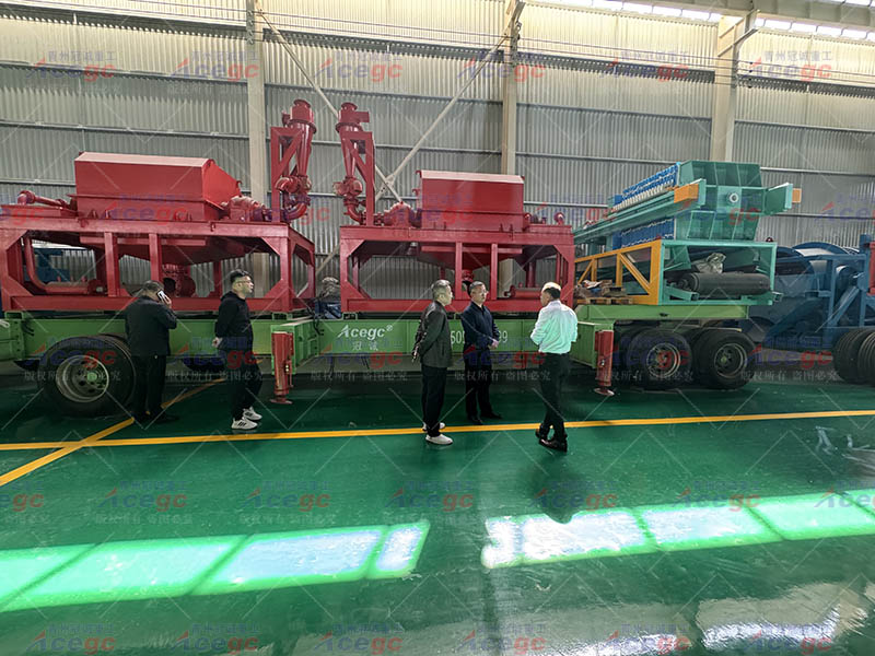 移動(dòng)離心式原礦重選設(shè)備